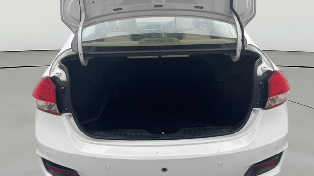 View Maruti Suzuki 1000 Image 37 Used Maruti Suzuki 1000 Image 37