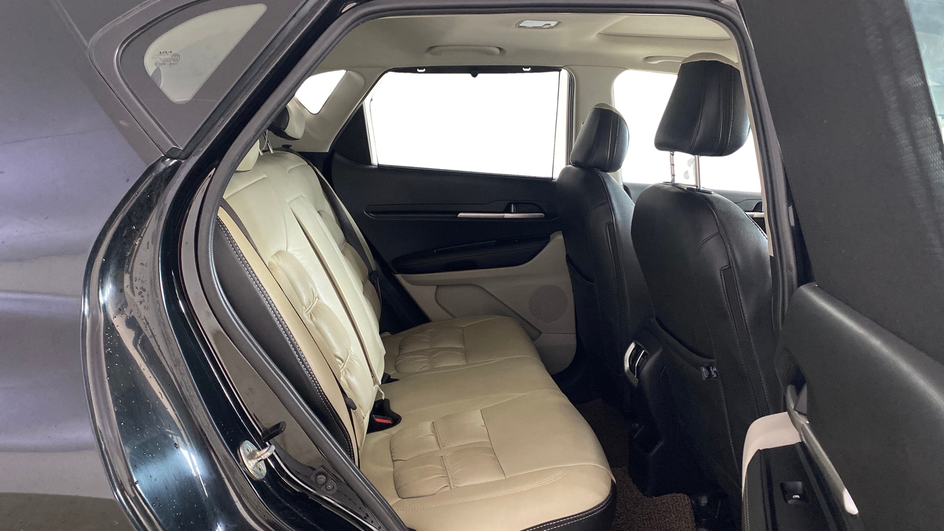 View 2022 Kia Sonet HTX iMT Petrol Image 31 Used 2022 Kia Sonet HTX iMT Petrol Image 31