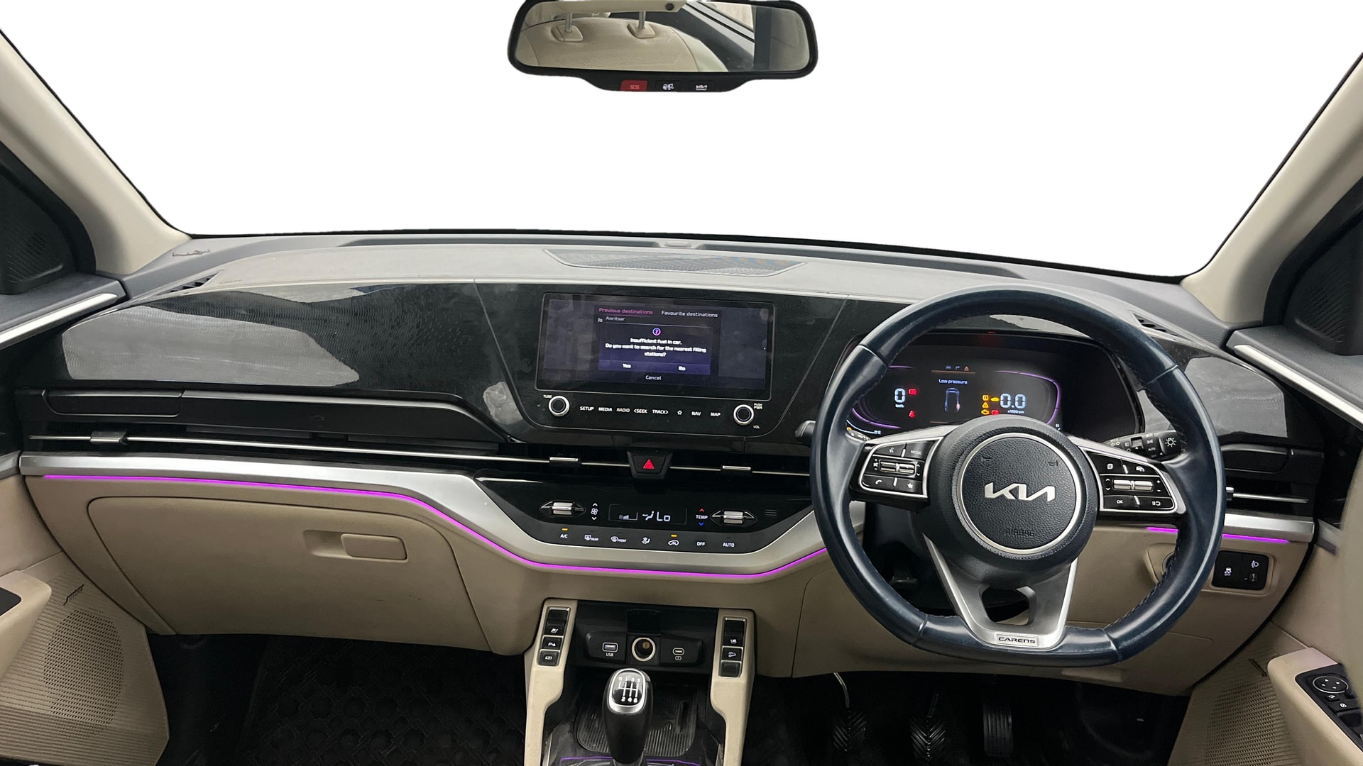 View 2022 Kia Carens Luxury Plus 1.4 Petrol 7 STR Image 32 Used 2022 Kia Carens Luxury Plus 1.4 Petrol 7 STR Image 32