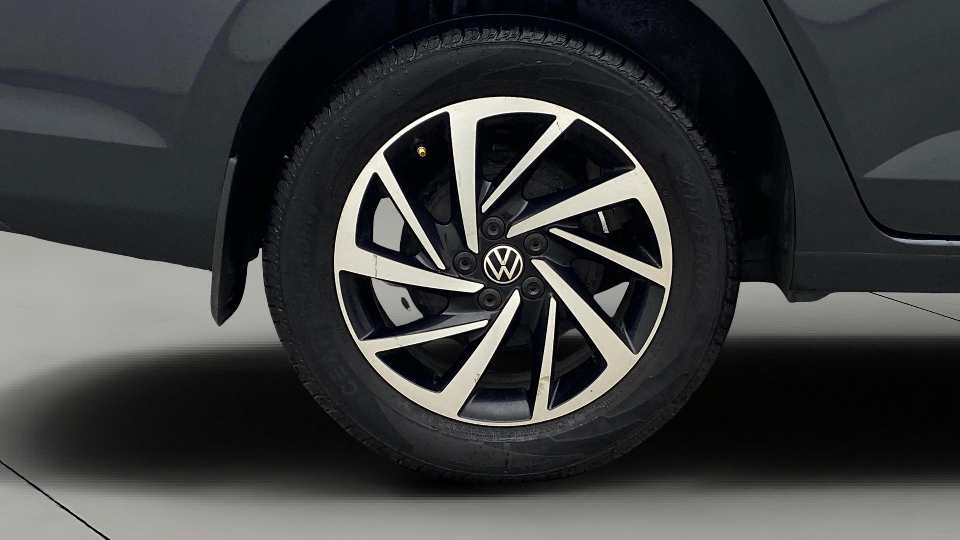 View 2023 Volkswagen Virtus Topline 1.0 TSI MT Image 25 Used 2023 Volkswagen Virtus Topline 1.0 TSI MT Image 25
