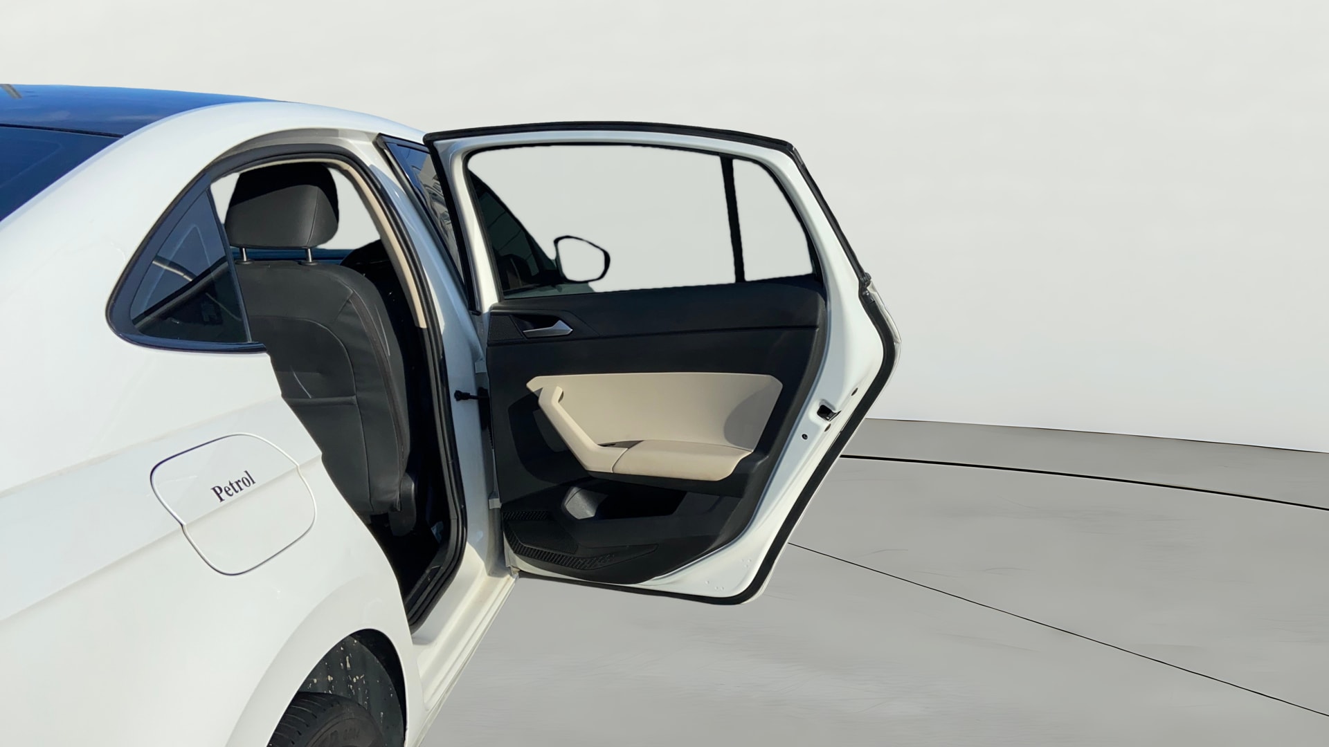 View 2022 Volkswagen Virtus Topline 1.0 TSI MT Image 8 Used 2022 Volkswagen Virtus Topline 1.0 TSI MT Image 8