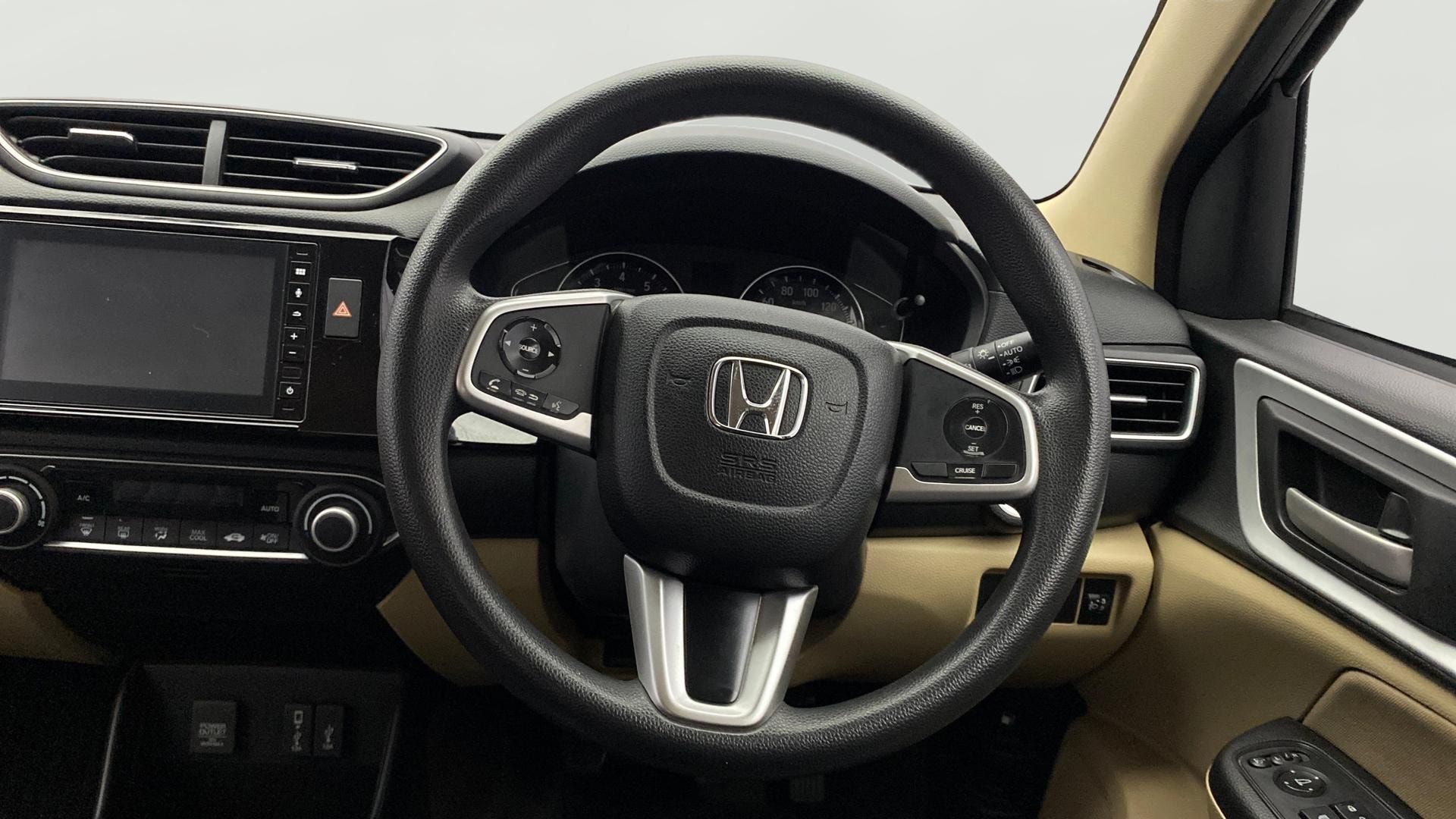 View 2022 Honda Amaze E MT Petrol BS IV Image 13 Used 2022 Honda Amaze E MT Petrol BS IV Image 13