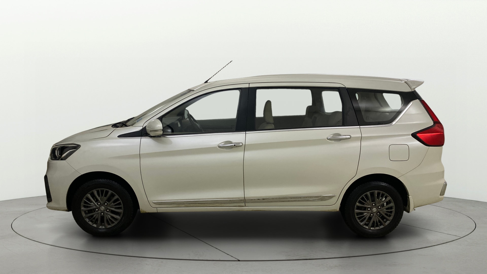 View 2019 Maruti Suzuki 1000 Base Variant Image 5 Used 2019 Maruti Suzuki 1000 Base Variant Image 5