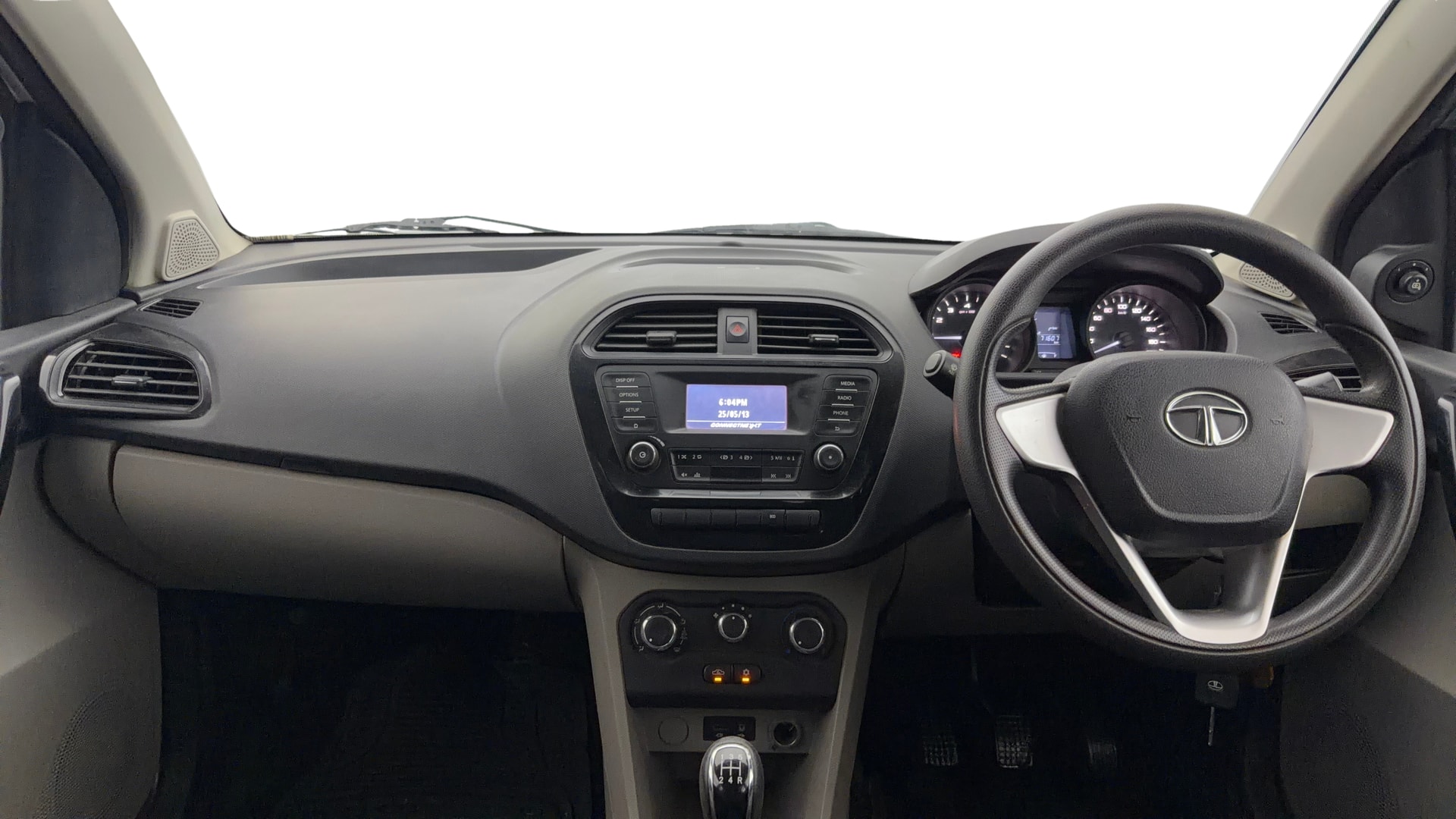View 2017 Tata Tiago Revotorq XB Image 15 Used 2017 Tata Tiago Revotorq XB Image 15