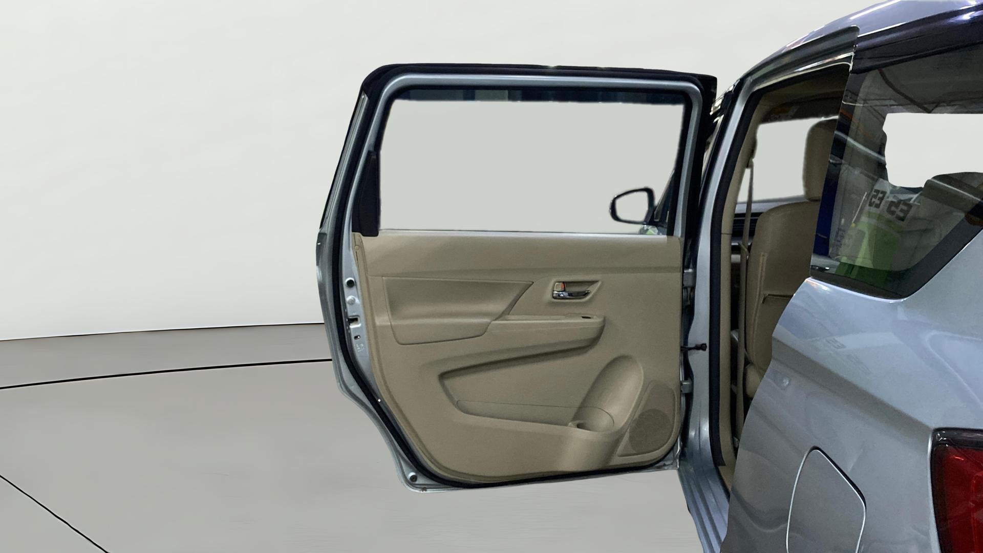 View 2024 Maruti Suzuki 1000 Base Variant Image 15 Used 2024 Maruti Suzuki 1000 Base Variant Image 15