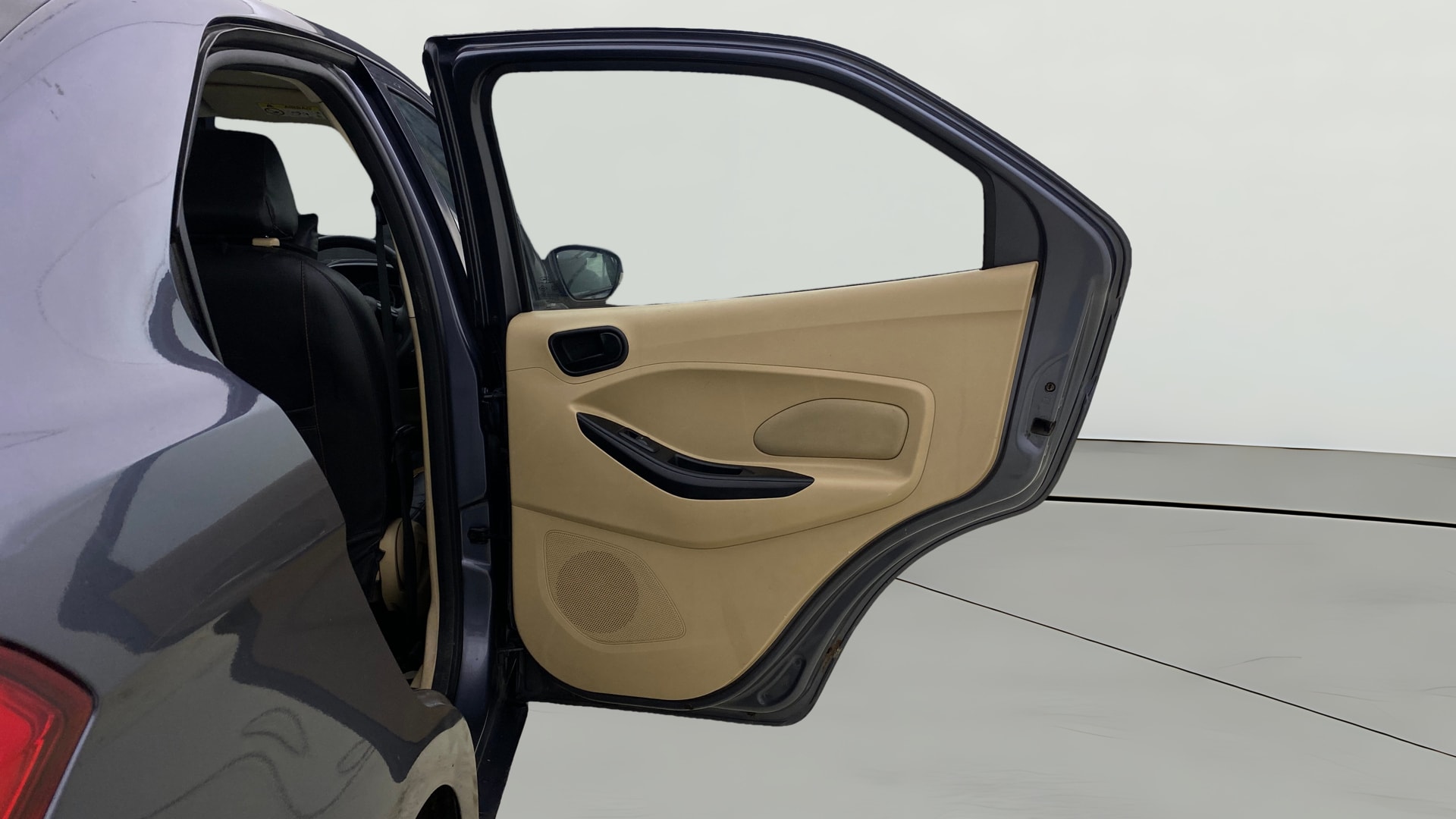 View 2017 Ford Figo Aspire 1.2P Ambiente MT BS IV Image 7 Used 2017 Ford Figo Aspire 1.2P Ambiente MT BS IV Image 7