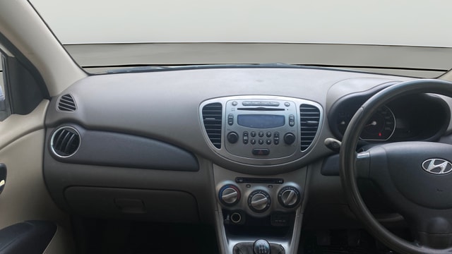 View Hyundai i10 Image 17 Used Hyundai i10 Image 17