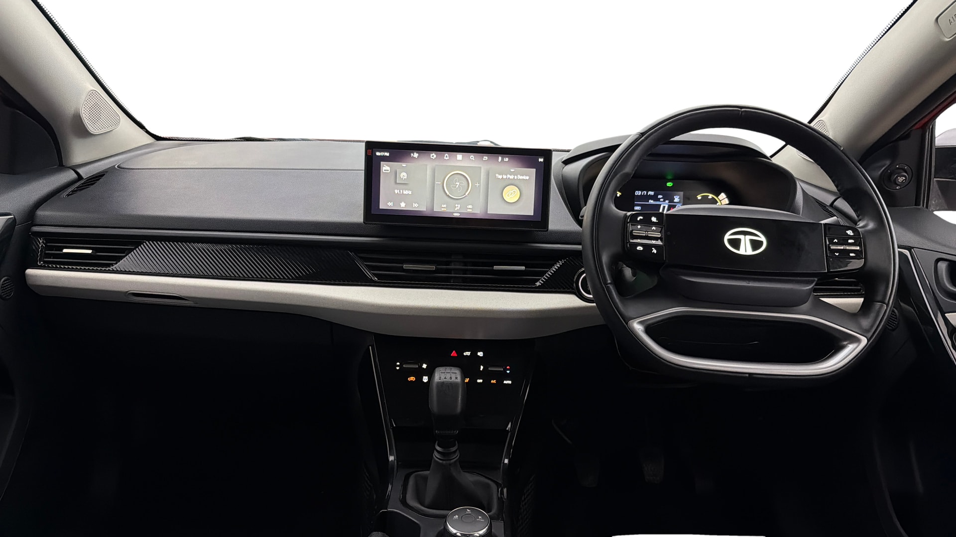 View 2025 Tata Curvv Smart 1.2 Revotron Petrol 6MT Image 16 Used 2025 Tata Curvv Smart 1.2 Revotron Petrol 6MT Image 16