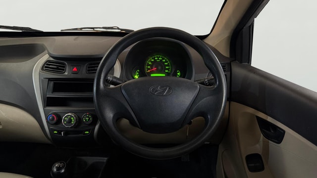View Hyundai EON Image 20 Used Hyundai EON Image 20