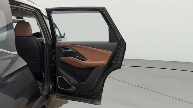View MG Hector Plus Image 6 Used MG Hector Plus Image 6