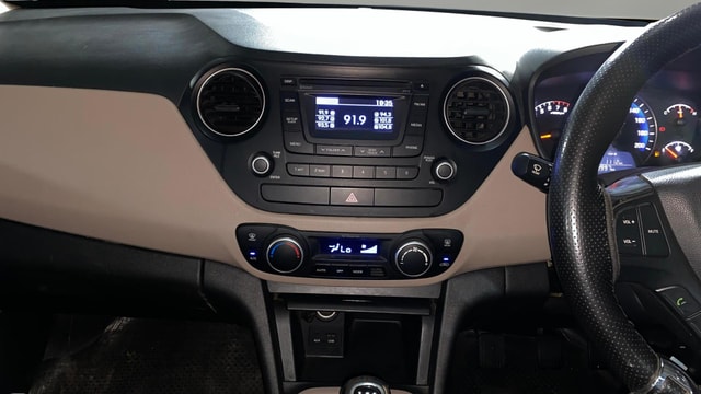 View Hyundai Xcent Image 17 Used Hyundai Xcent Image 17