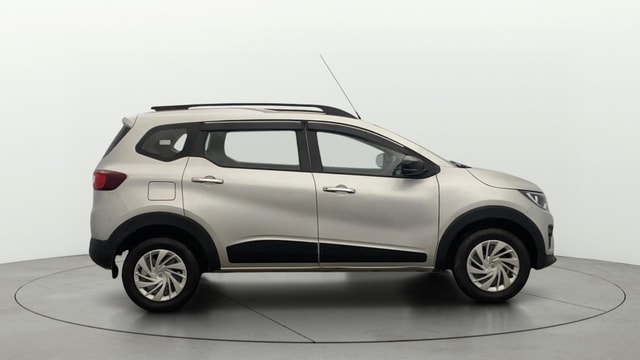 View Renault Triber Image 27 Used Renault Triber Image 27