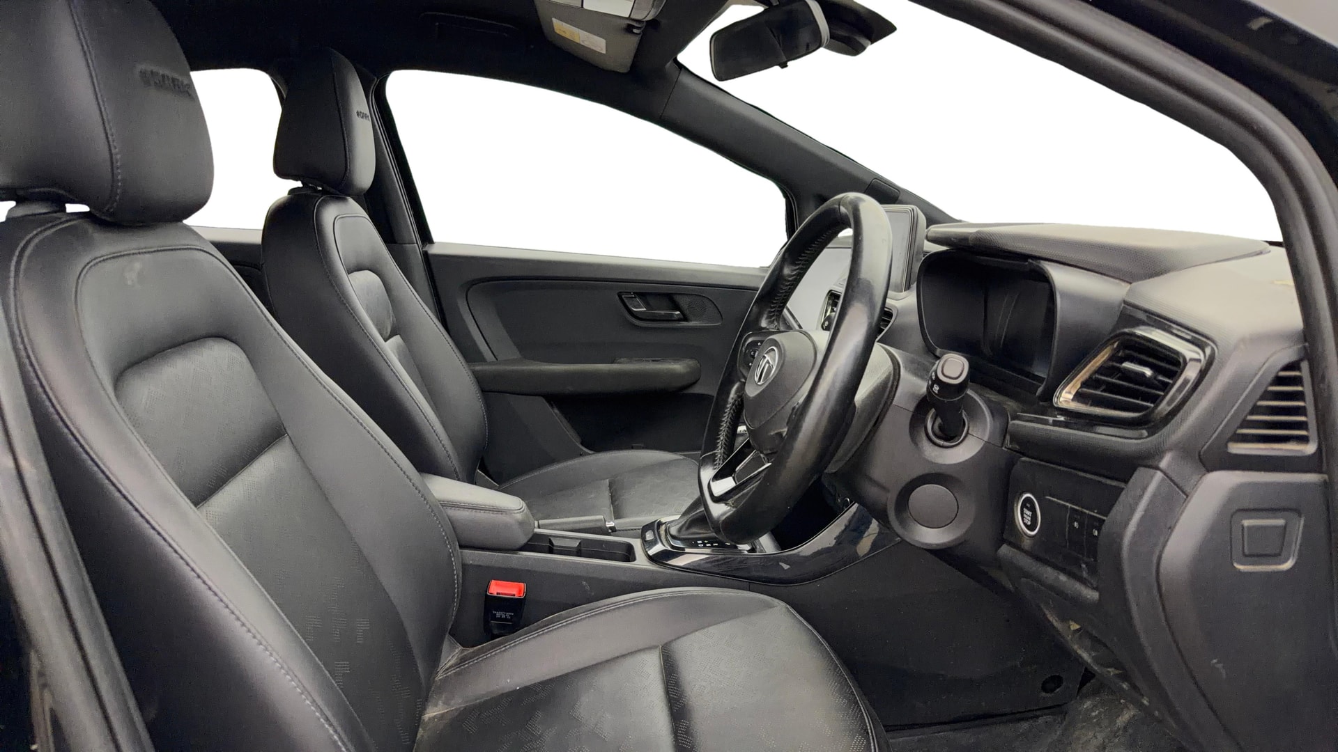 View 2022 Tata Altroz XZ Petrol Image 18 Used 2022 Tata Altroz XZ Petrol Image 18