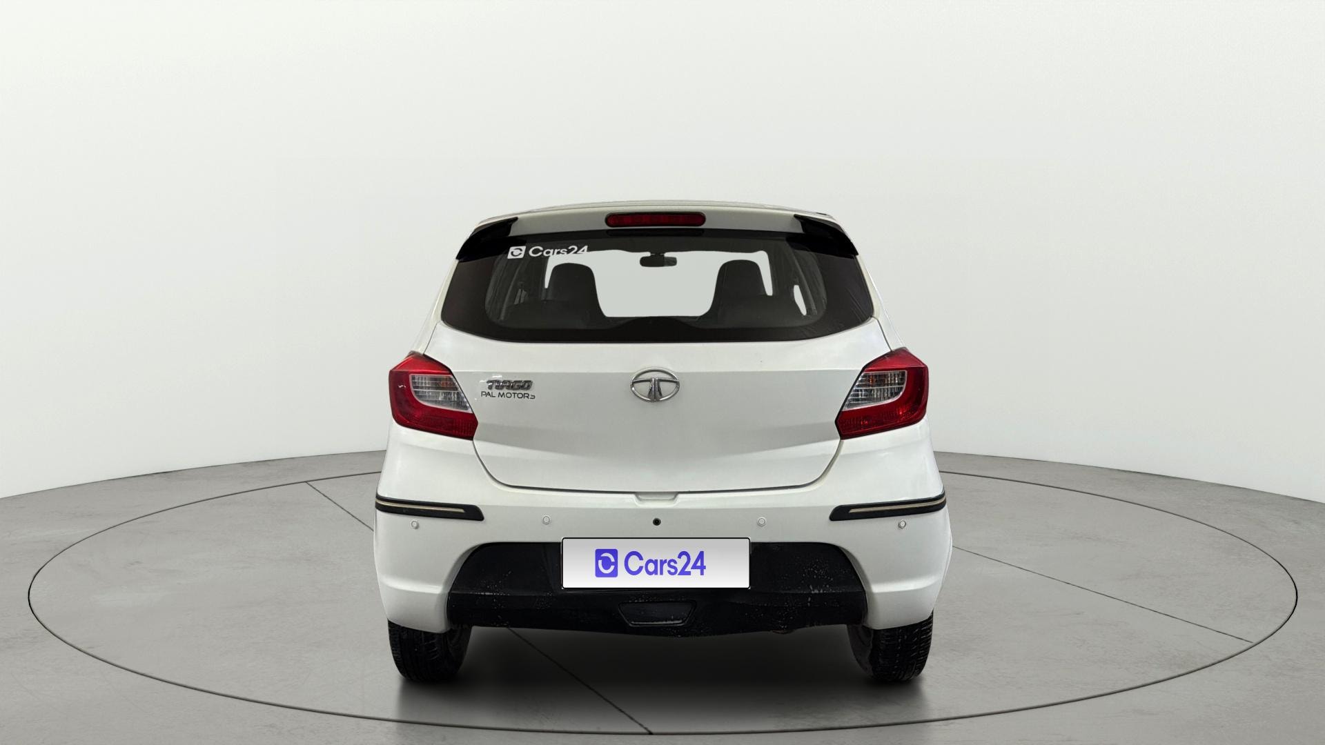 View 2018 Tata Tiago Revotorq XB Image 39 Used 2018 Tata Tiago Revotorq XB Image 39