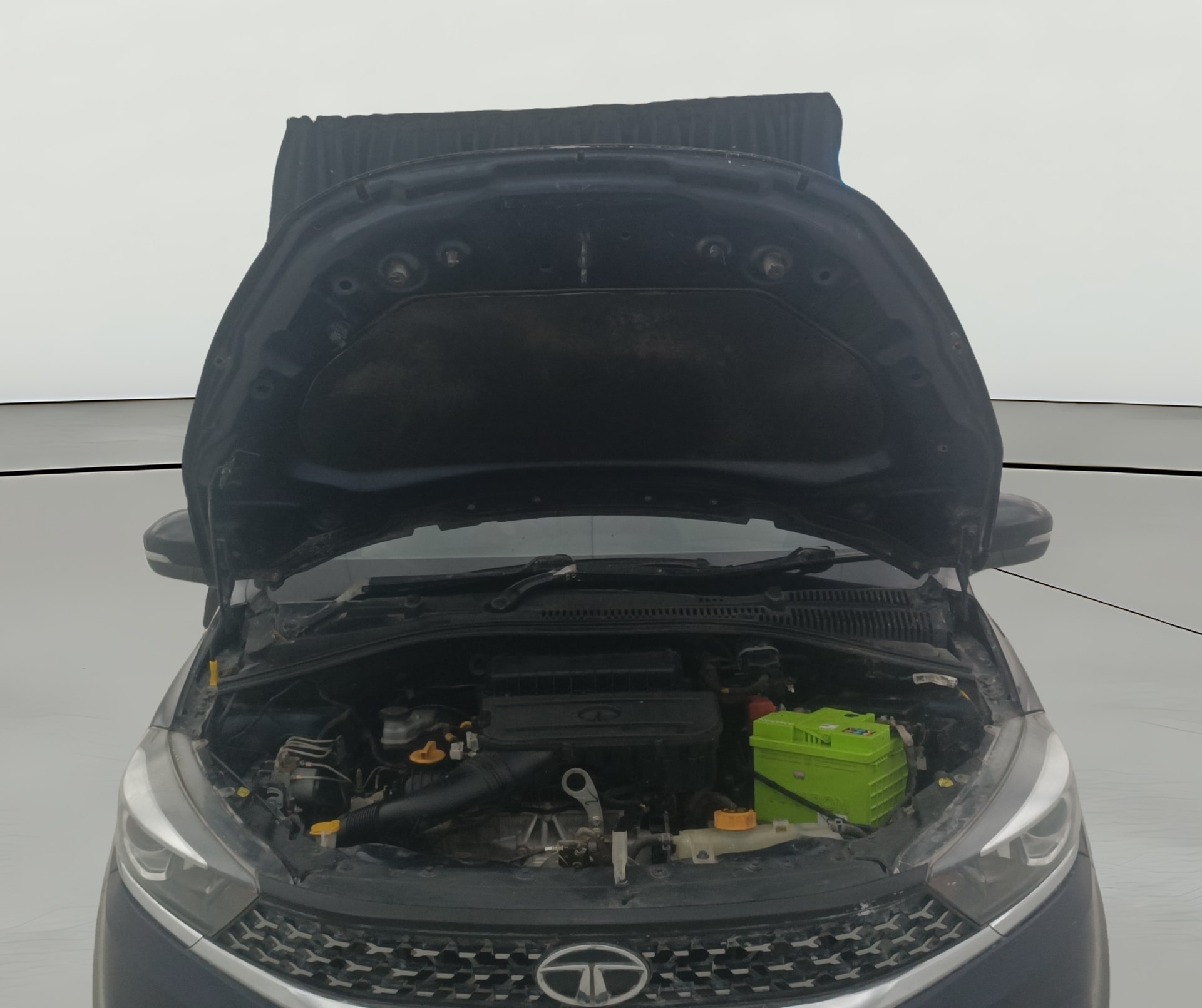View 2022 Tata Tigor XE Diesel Image 19 Used 2022 Tata Tigor XE Diesel Image 19