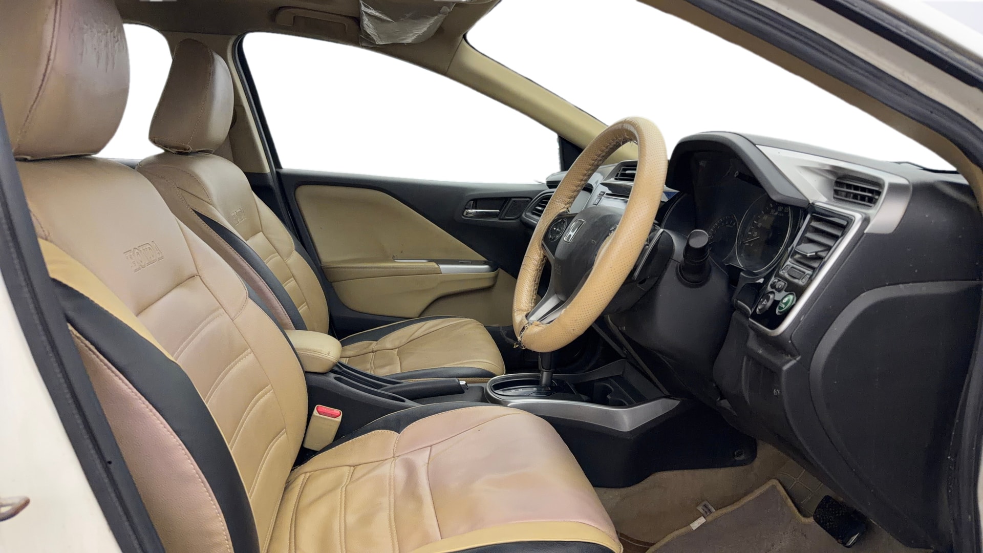 View 2015 Honda City ZX MT Diesel Anniversary Edition Image 28 Used 2015 Honda City ZX MT Diesel Anniversary Edition Image 28