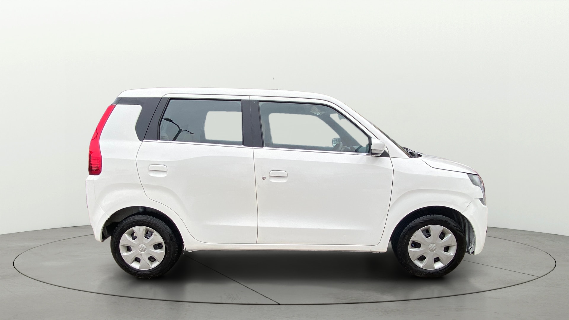 View 2020 Maruti Suzuki 1000 Base Variant Image 8 Used 2020 Maruti Suzuki 1000 Base Variant Image 8