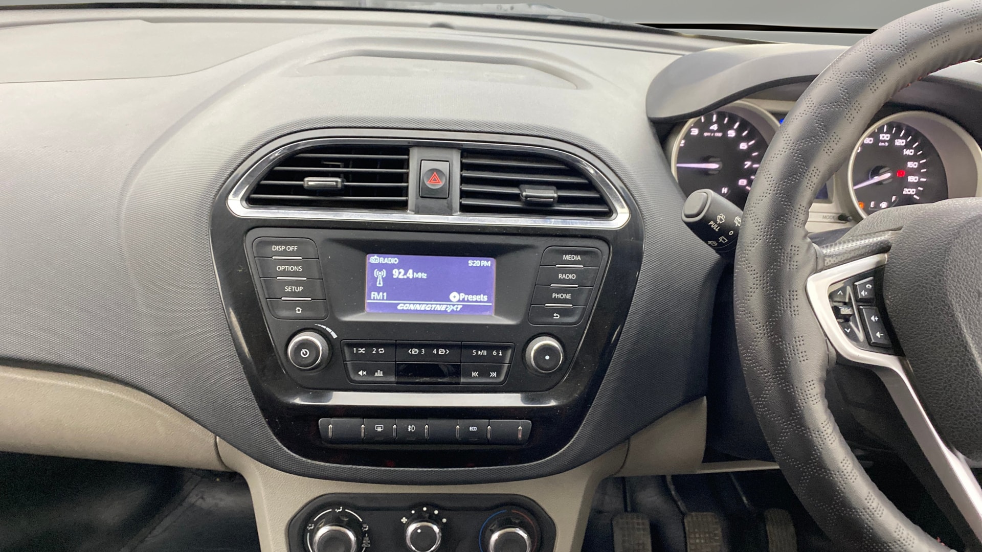 View 2017 Tata Tiago Revotorq XB Image 17 Used 2017 Tata Tiago Revotorq XB Image 17