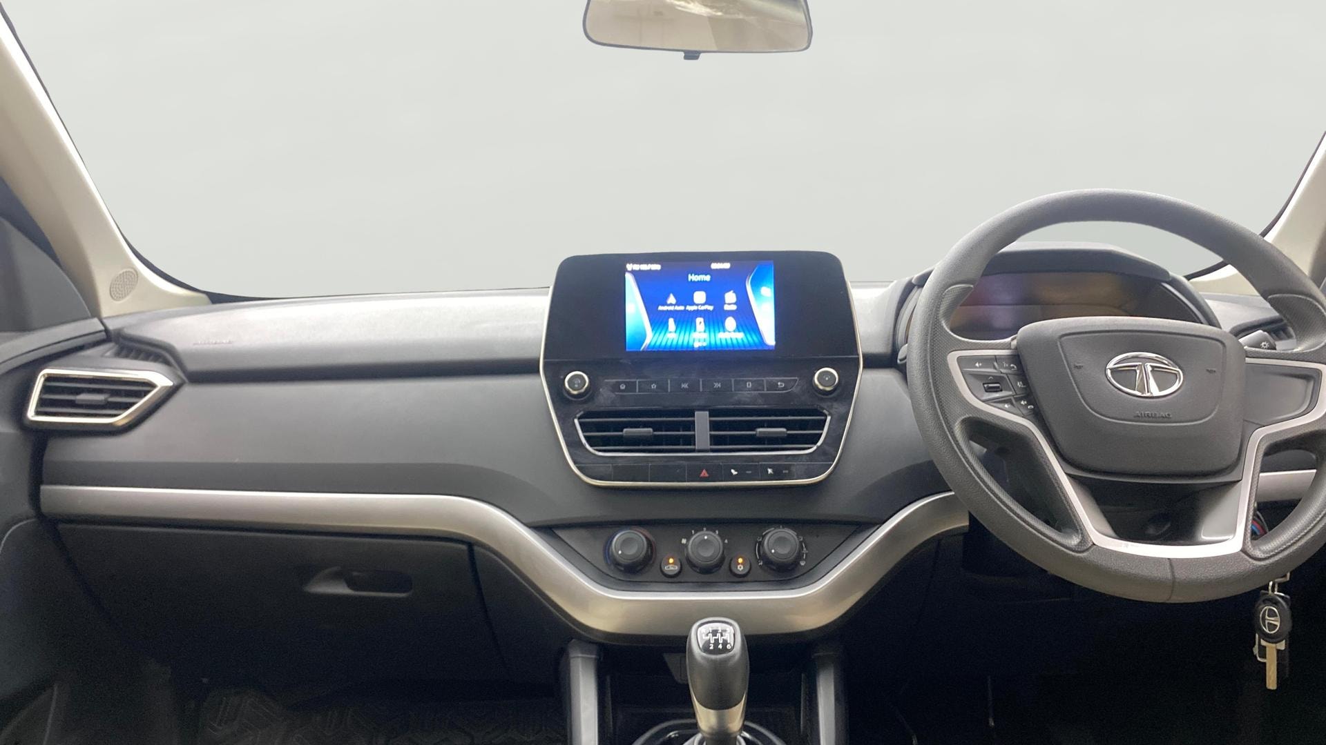 View 2024 Tata Harrier XE Image 18 Used 2024 Tata Harrier XE Image 18