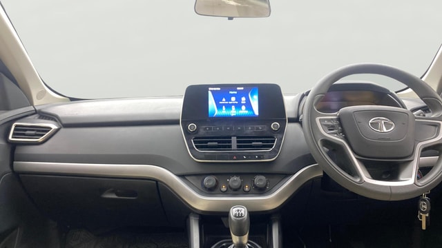 View Tata Harrier Image 18 Used Tata Harrier Image 18