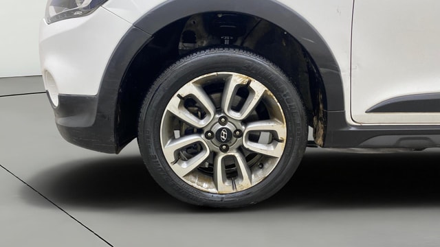 View Hyundai i20 Active Image 28 Used Hyundai i20 Active Image 28