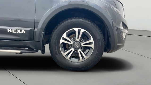 View Tata Hexa Image 41 Used Tata Hexa Image 41