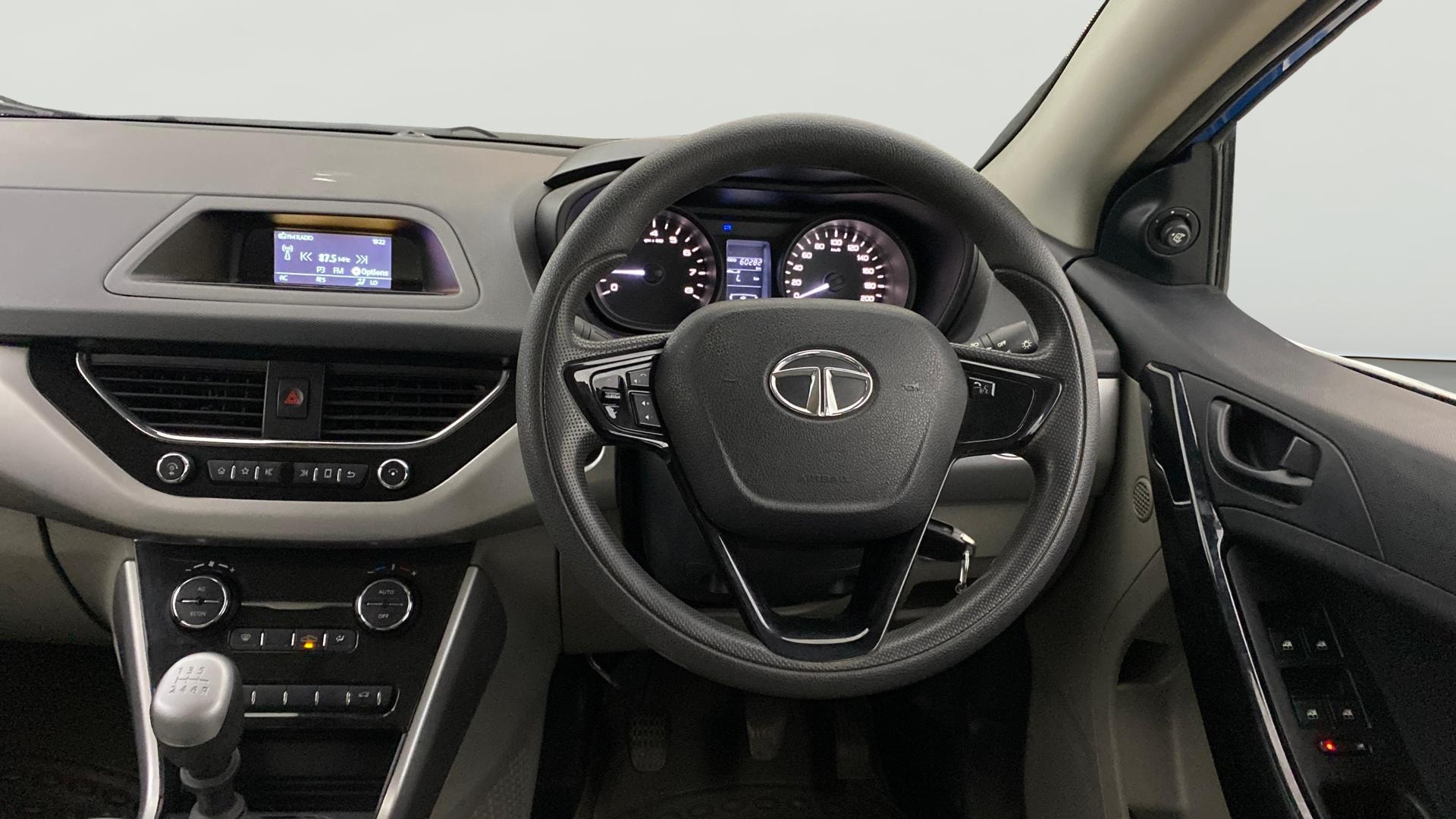 Used 2018 Tata Nexon Used 2018 Tata Nexon