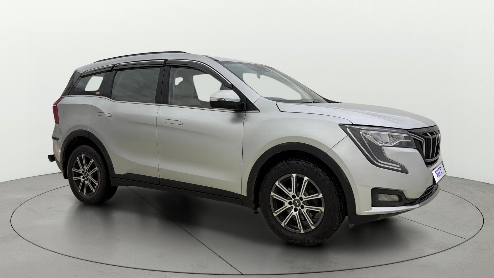 Used 2022 Mahindra XUV700 Used 2022 Mahindra XUV700