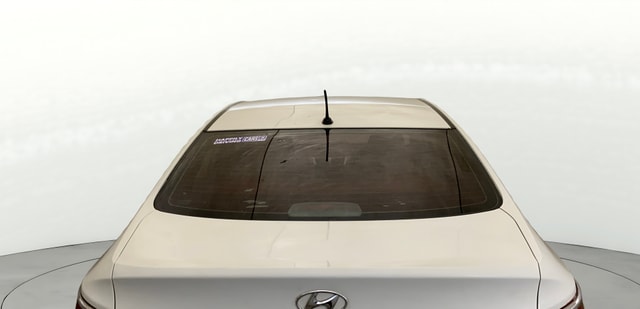 View Hyundai Fluidic Verna Image 3 Used Hyundai Fluidic Verna Image 3