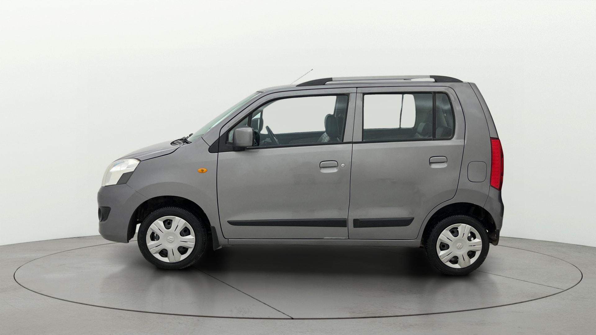 View 2018 Maruti Suzuki 1000 Base Variant Image 5 Used 2018 Maruti Suzuki 1000 Base Variant Image 5