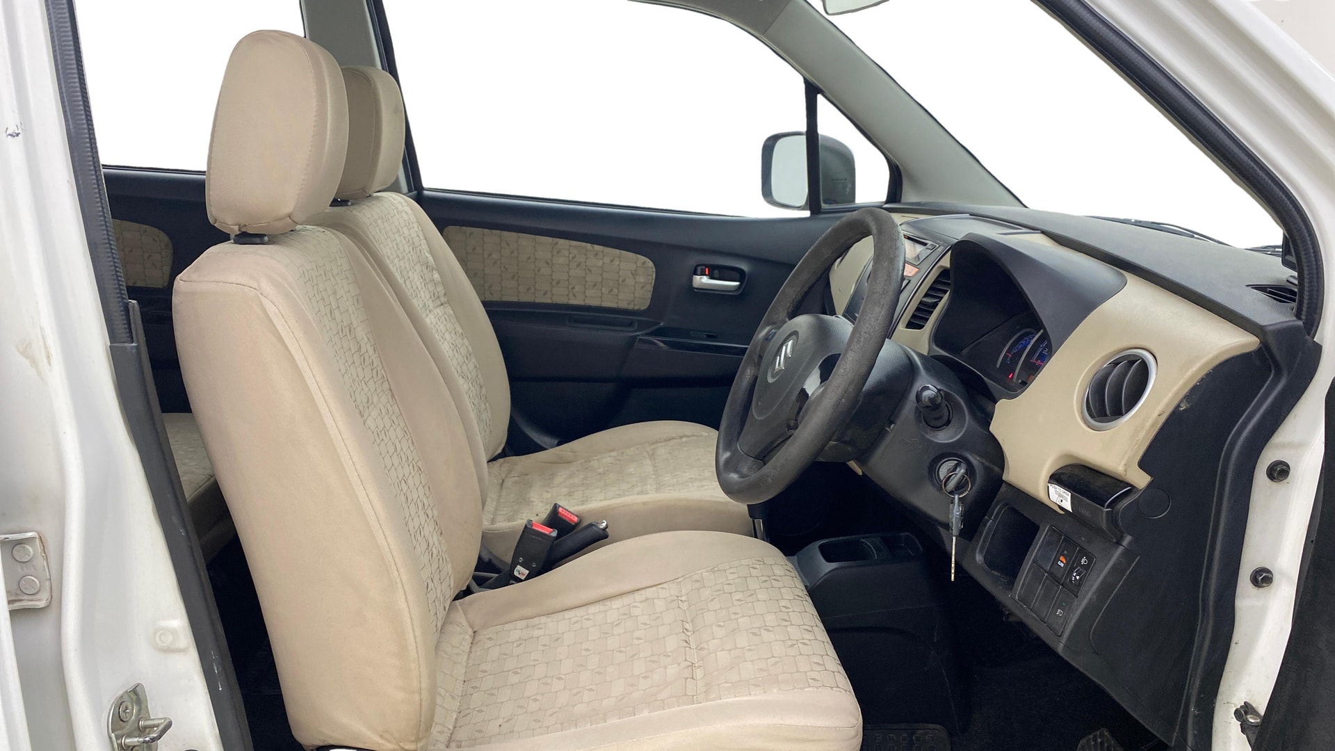 View 2017 Maruti Suzuki 1000 Base Variant Image 25 Used 2017 Maruti Suzuki 1000 Base Variant Image 25