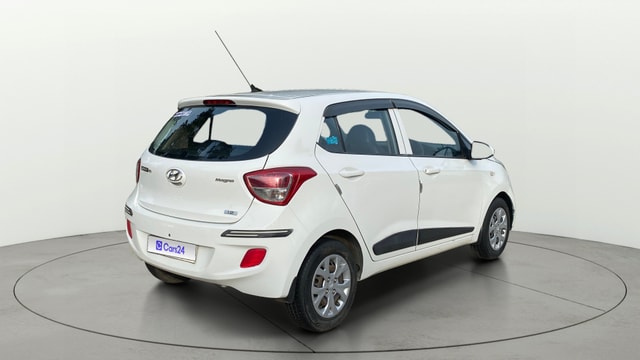 View Hyundai Grand i10 Image 48 Used Hyundai Grand i10 Image 48