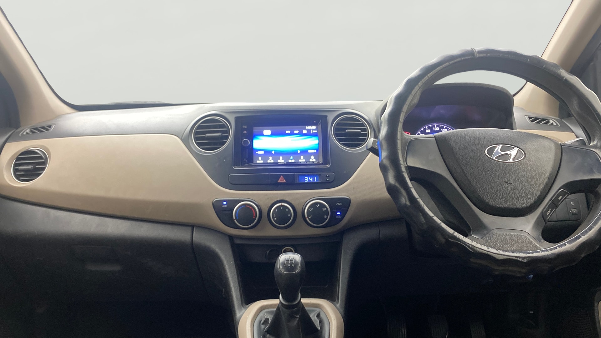 Used 2015 Hyundai Grand i10 Used 2015 Hyundai Grand i10