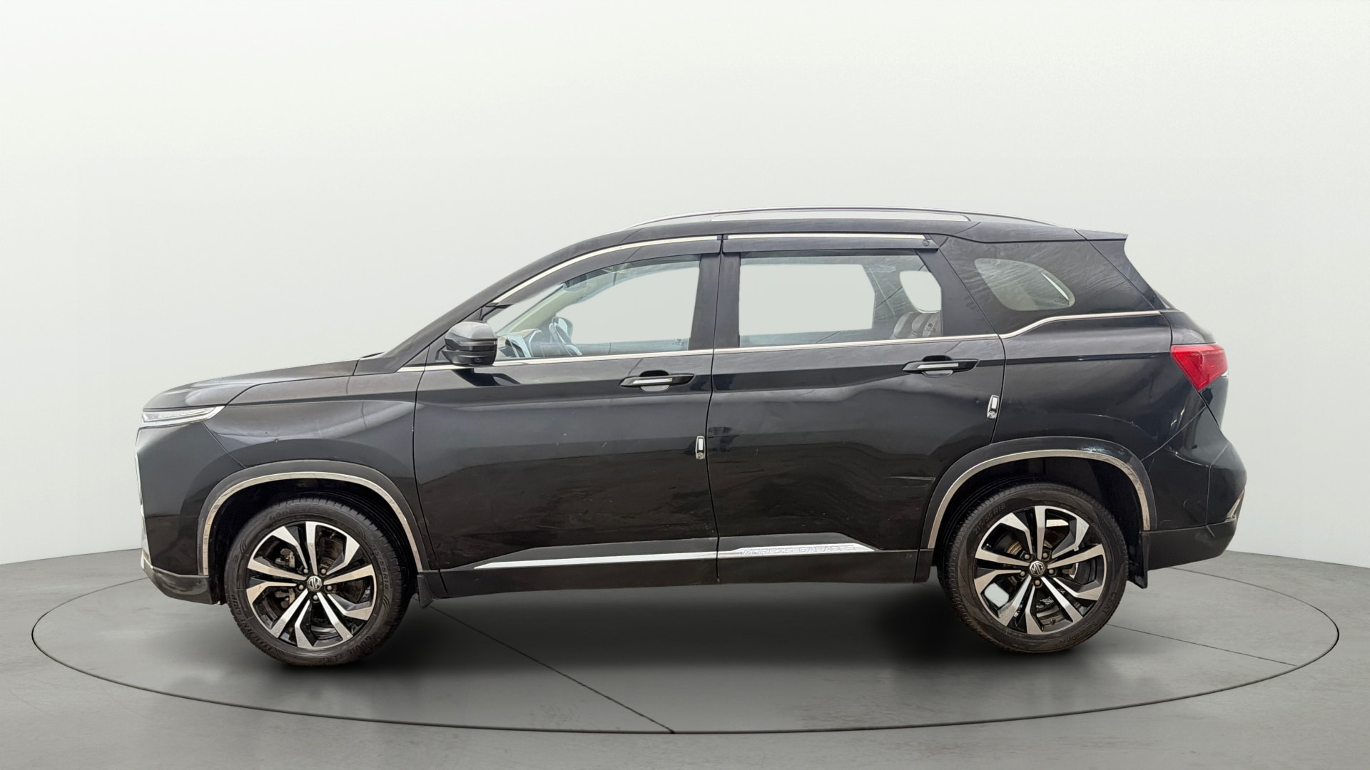 View 2023 MG Hector Plus Sharp Pro 7 Seater Diesel Image 28 Used 2023 MG Hector Plus Sharp Pro 7 Seater Diesel Image 28