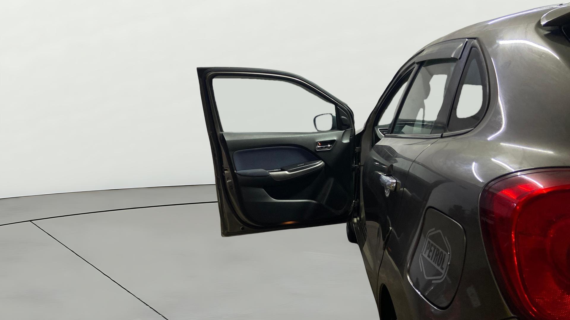 View 2020 Maruti Suzuki 1000 Base Variant Image 31 Used 2020 Maruti Suzuki 1000 Base Variant Image 31