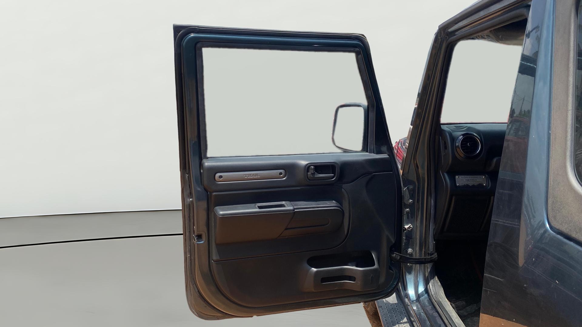 View 2022 Mahindra Thar AX Standard Manual Soft Top 6 Seater Image 32 Used 2022 Mahindra Thar AX Standard Manual Soft Top 6 Seater Image 32