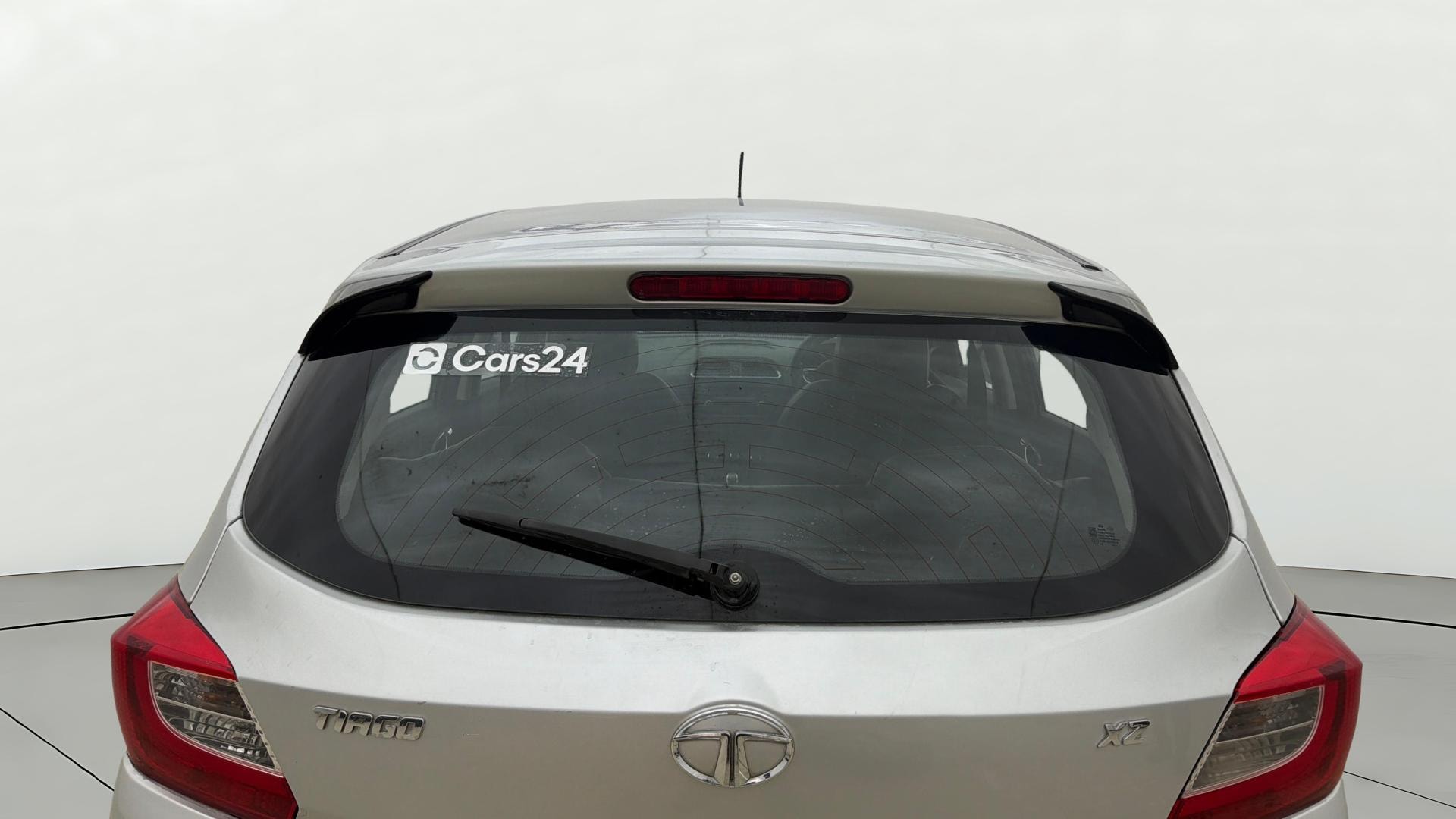 View 2016 Tata Tiago Revotorq XB Image 4 Used 2016 Tata Tiago Revotorq XB Image 4