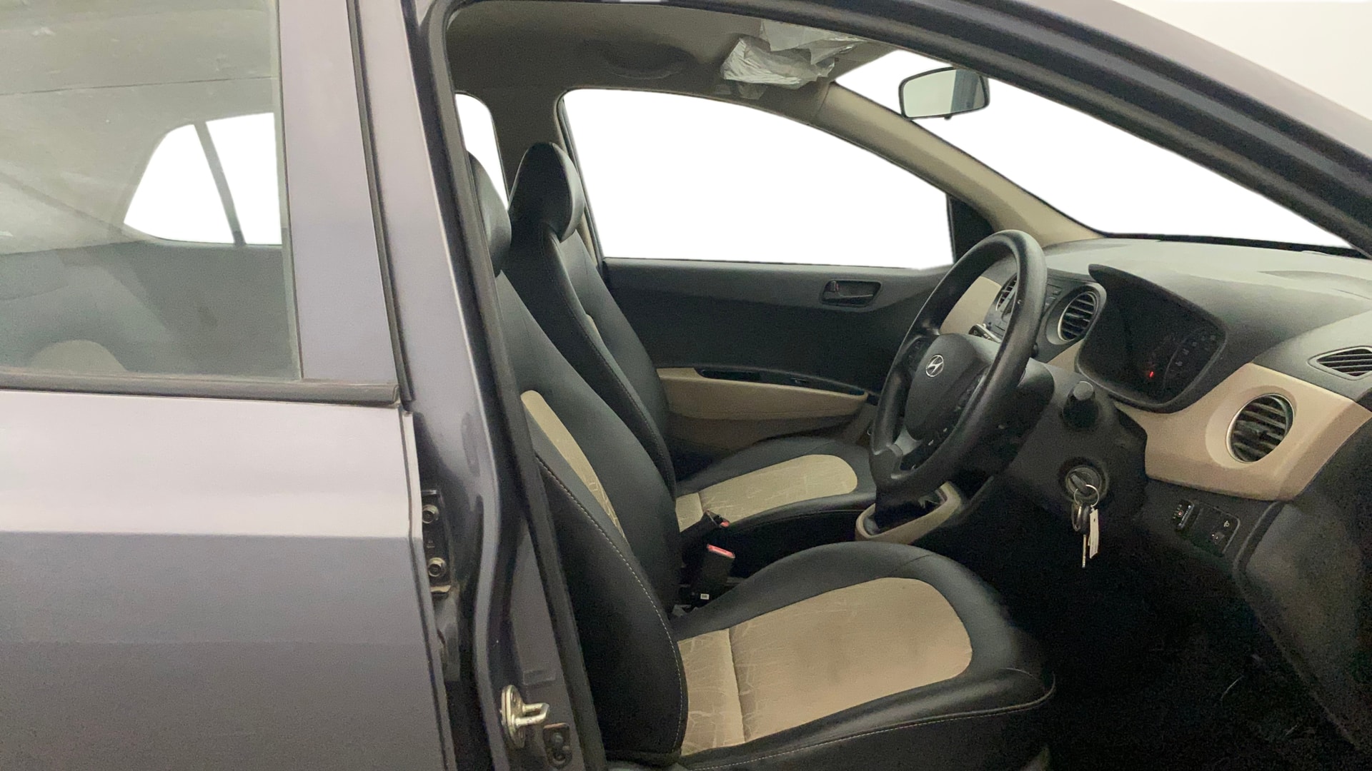 View 2019 Hyundai Grand i10 Magna 1.2 Kappa VTVT Image 25 Used 2019 Hyundai Grand i10 Magna 1.2 Kappa VTVT Image 25