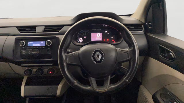 View Renault Triber Image 14 Used Renault Triber Image 14