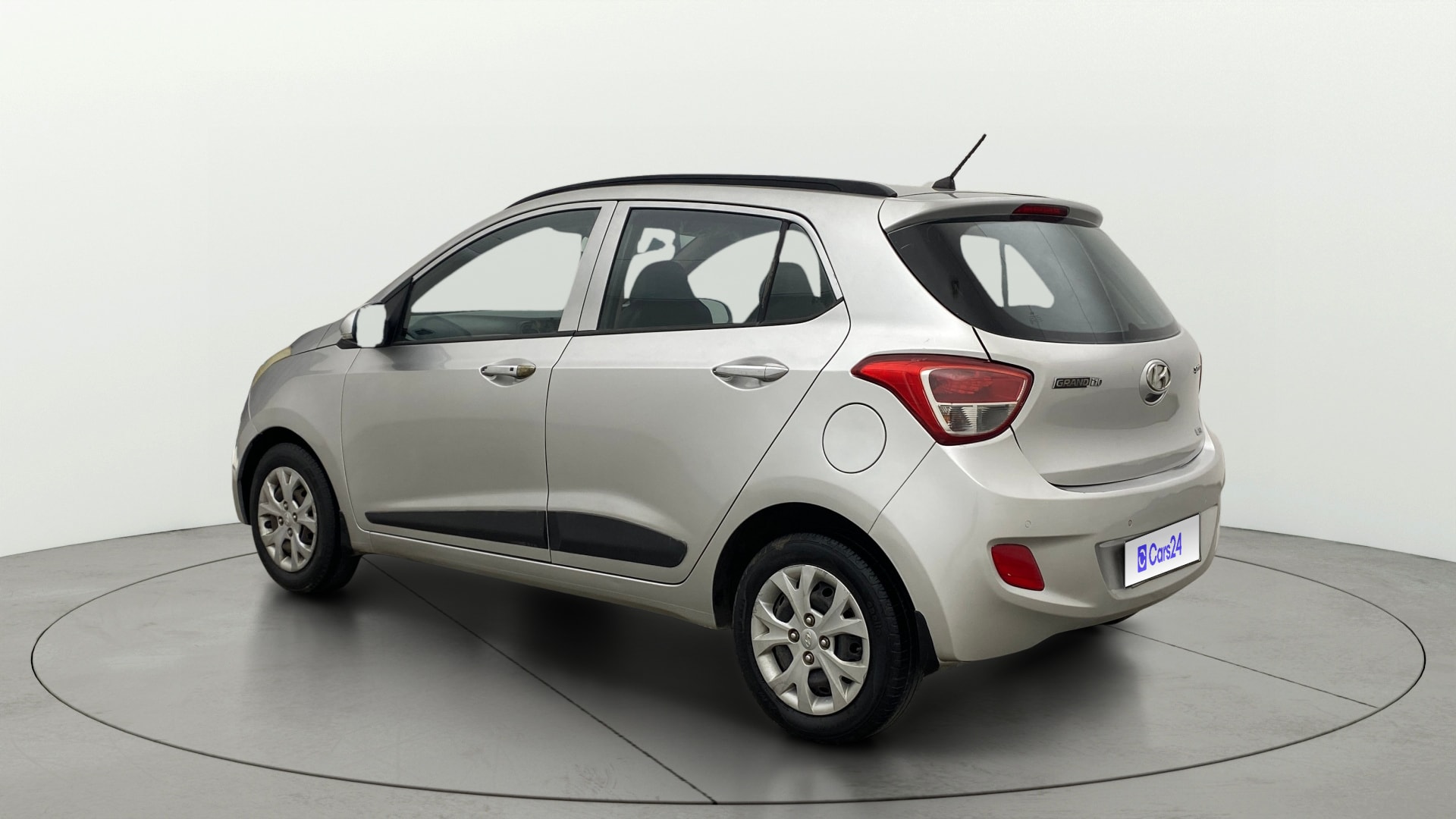 View 2014 Hyundai Grand i10 Sportz 1.2 Kappa Image 2 Used 2014 Hyundai Grand i10 Sportz 1.2 Kappa Image 2