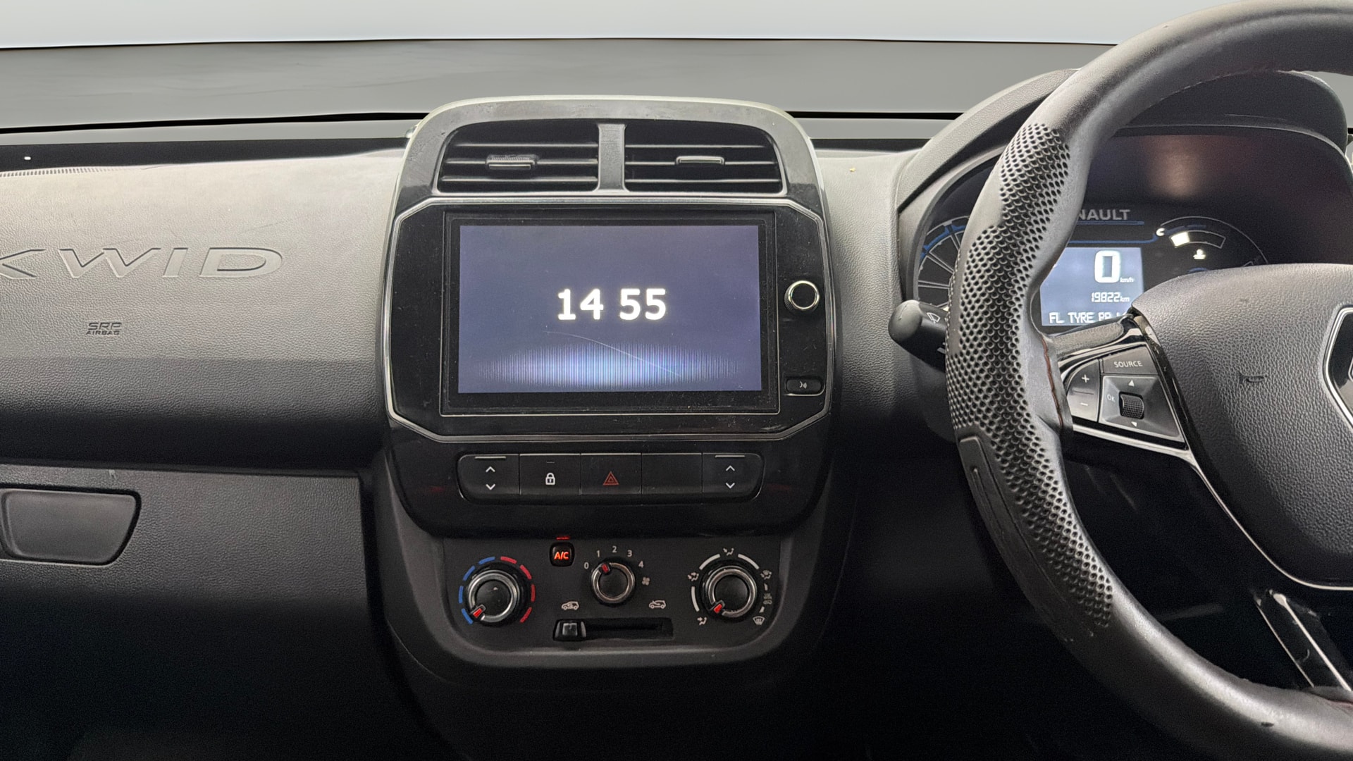 View 2025 Renault Kwid RXT 1.0 Image 31 Used 2025 Renault Kwid RXT 1.0 Image 31