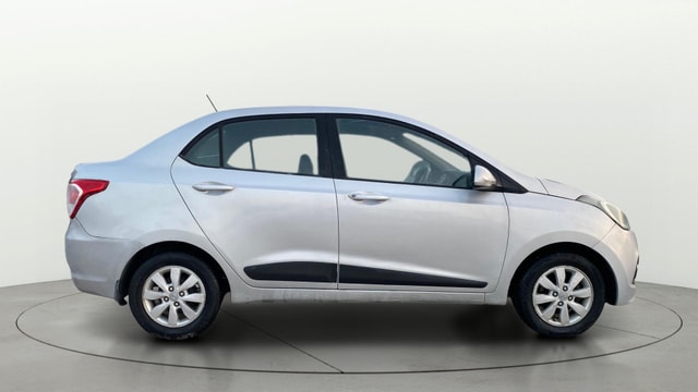 View Hyundai Xcent Image 25 Used Hyundai Xcent Image 25