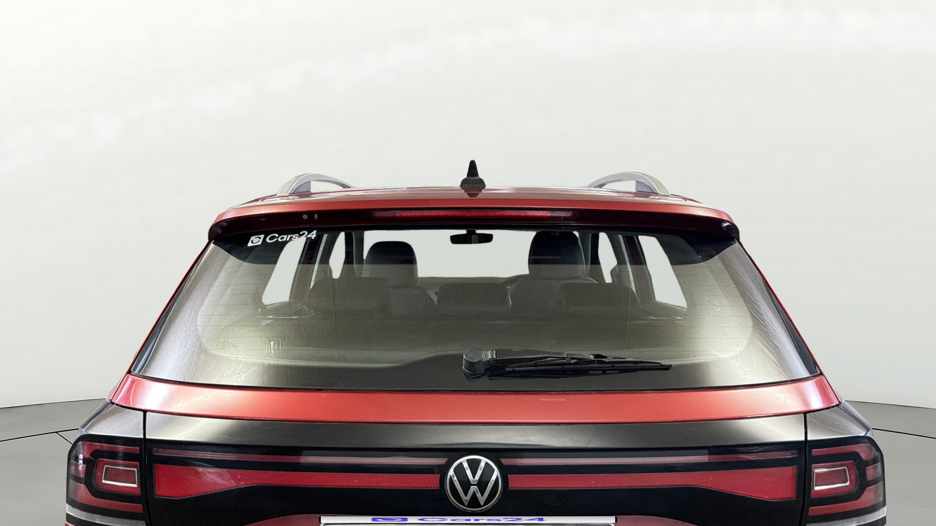 View 2022 Volkswagen Taigun 1.0 TSI Topline AT Image 4 Used 2022 Volkswagen Taigun 1.0 TSI Topline AT Image 4