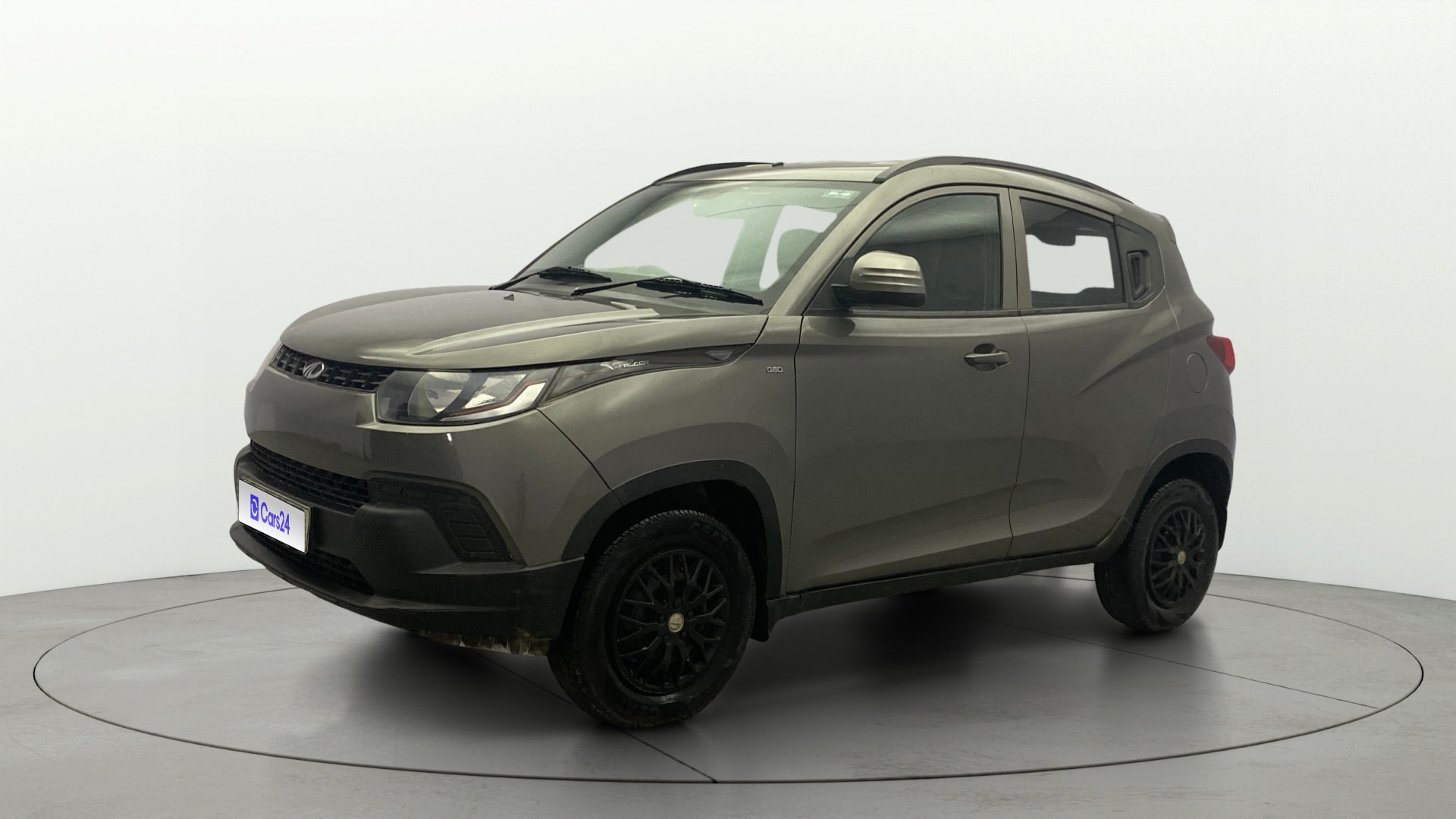 View 2016 Mahindra KUV100 K4 Plus Petrol 6 Seater BS IV Image 34 Used 2016 Mahindra KUV100 K4 Plus Petrol 6 Seater BS IV Image 34