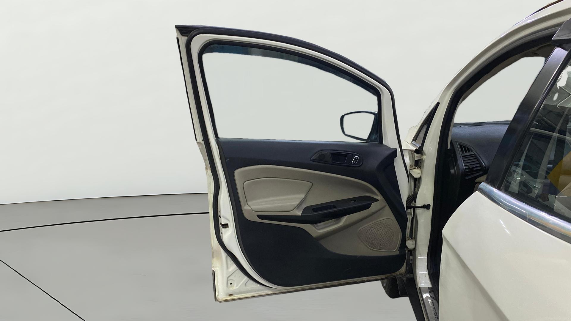 View 2021 Ford EcoSport 1.5 TDCi Diesel Ambiente BS IV Image 31 Used 2021 Ford EcoSport 1.5 TDCi Diesel Ambiente BS IV Image 31