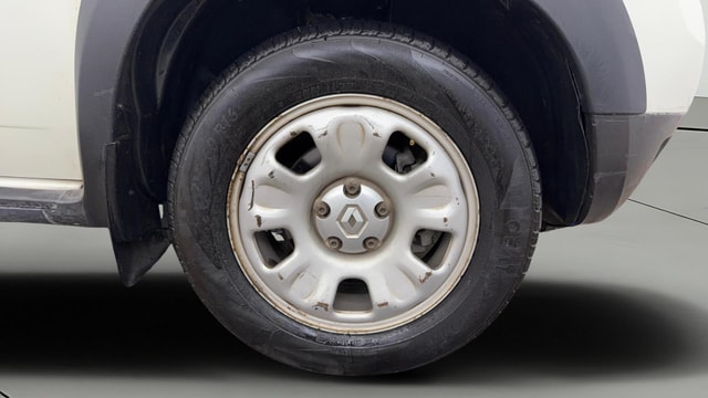 View Renault Duster Image 39 Used Renault Duster Image 39