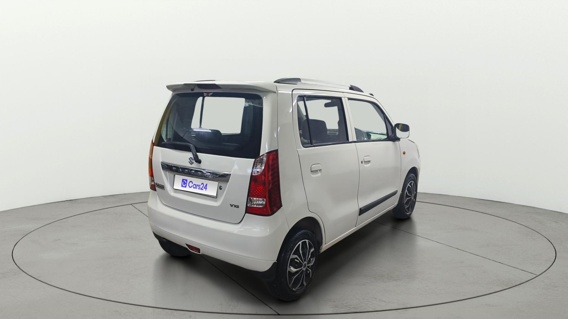 View 2015 Maruti Suzuki 1000 Base Variant Image 42 Used 2015 Maruti Suzuki 1000 Base Variant Image 42