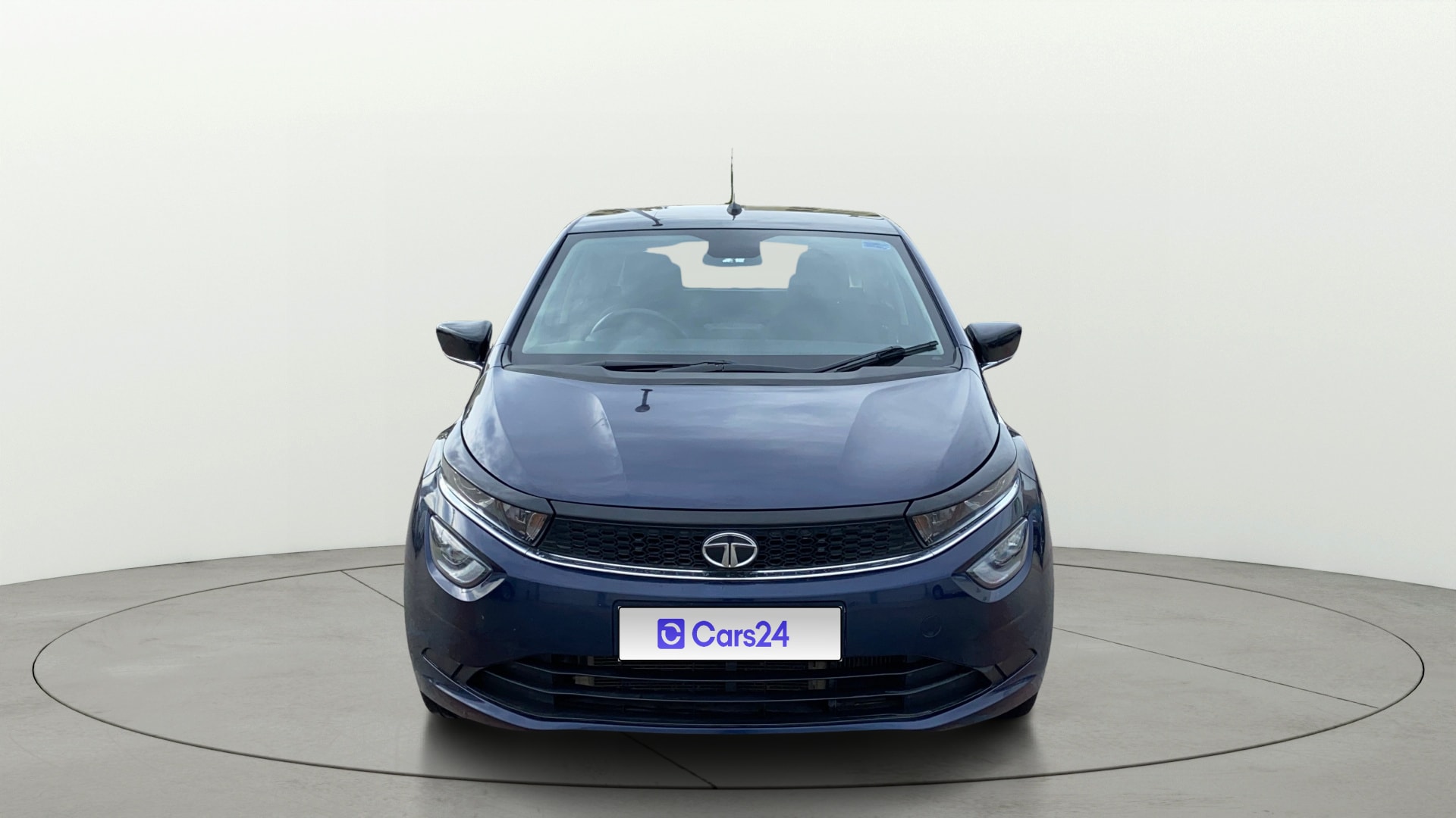 View 2022 Tata Altroz XZ Plus TC Petrol Image 1 Used 2022 Tata Altroz XZ Plus TC Petrol Image 1