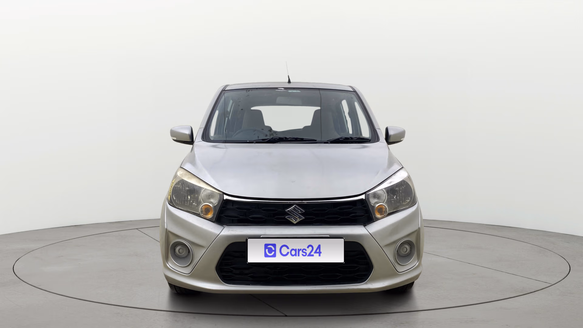 View 2018 Maruti Suzuki 1000 Base Variant Image 1 Used 2018 Maruti Suzuki 1000 Base Variant Image 1