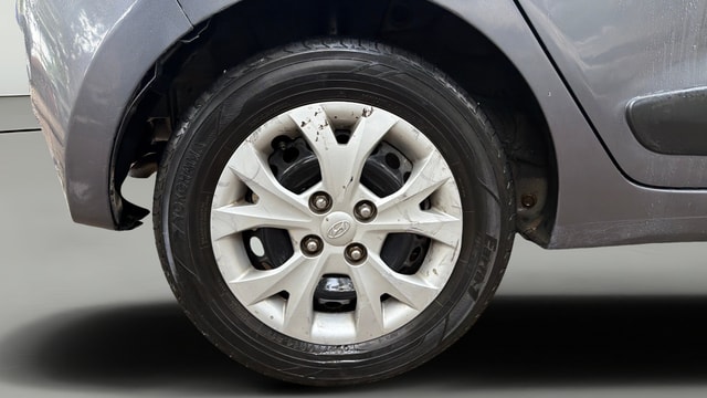 View Hyundai Grand i10 Image 24 Used Hyundai Grand i10 Image 24